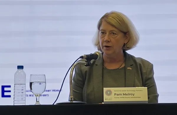 A NASA commander’s most important system wasn’t a computer. It was the crew.