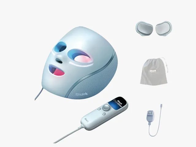 What’s the Best Red Light Therapy Mask for Your Skin in 2025?
