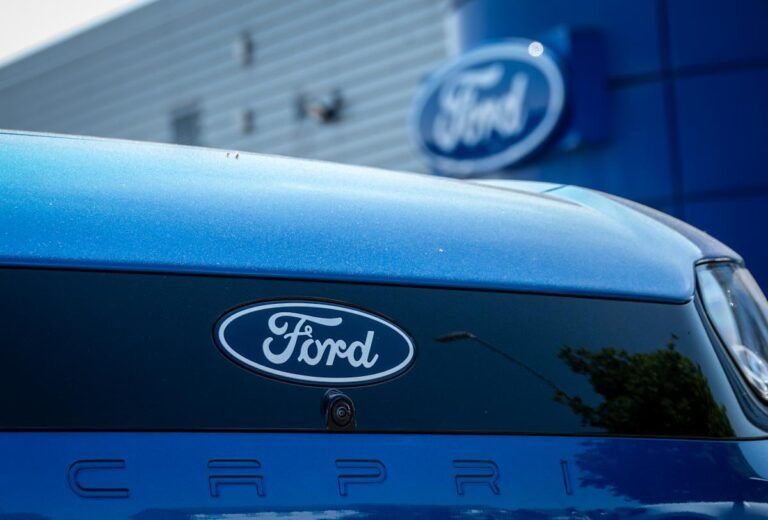 Amazon Autos now sells pre-owned Ford vehicles