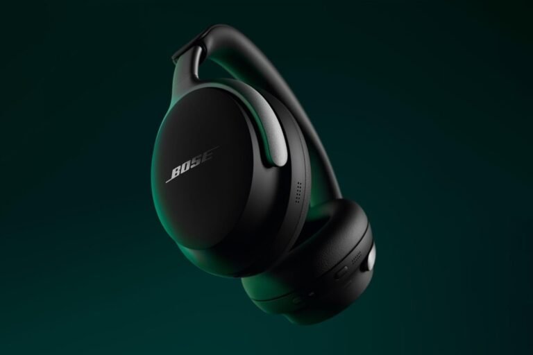 Bose QuietComfort Ultra Headphones Fall Below Last Black Friday Pricing, Now Almost 2x Cheaper Than AirPods Max