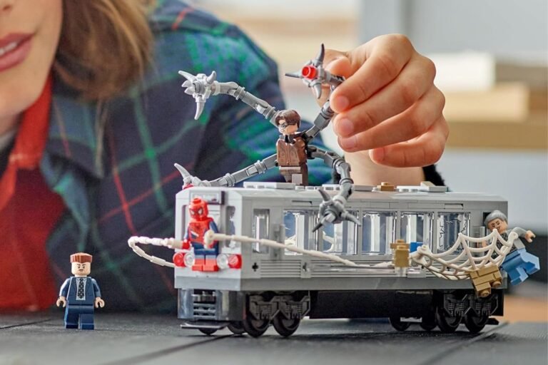 LEGO Expands Its Black Friday Deals From Star Wars to Marvel, Spider-Man Subway Scene Drops to Nearly Free