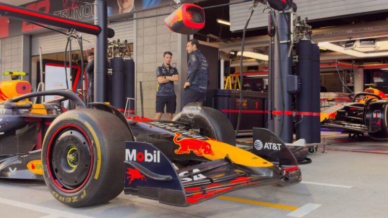 Data-driven sport: How Oracle Red Bull Racing and AT&T move terabytes of F1 info