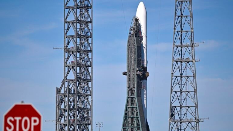 Severe solar outbursts delay launch of historic Mars mission aboard Blue Origin’s New Glenn rocket