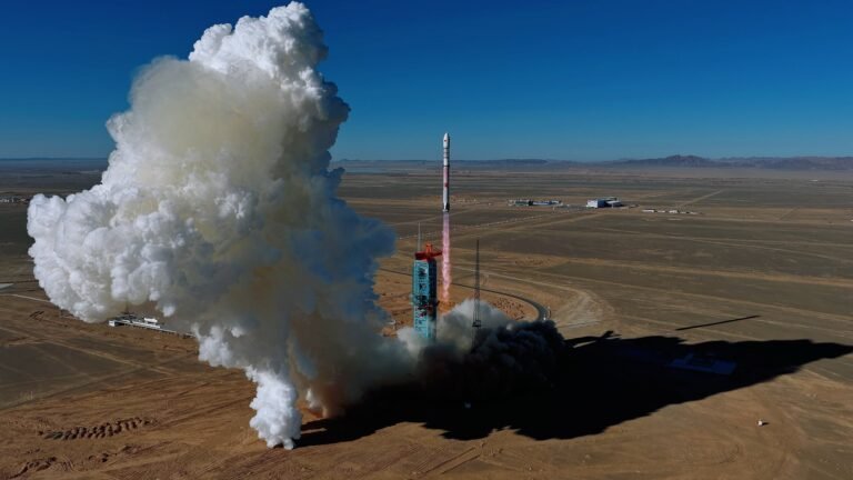 A spectacular explosion shows China is close to obtaining reusable rockets