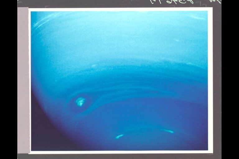 Uranus and Neptune may be ‘rock giants,’ not ‘ice giants,’ new model of their cores suggests