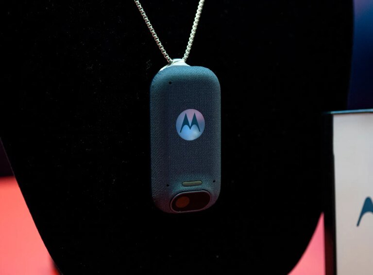 Motorola Razr Fold Book-Style Foldable: Specs, Details, Release Date