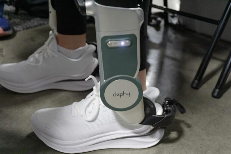 These robotic sneakers gave me a surprising boost at CES