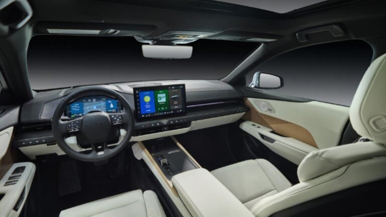 AT&T teams up with Lexus for better in-car 5G network connectivity