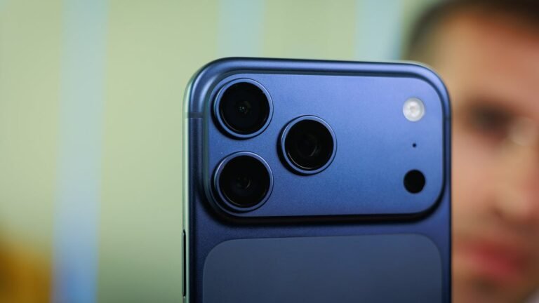 Don’t panic if you discover this small ribbon on your flagship iPhone 17 Pro: it’s a feature, not a bug