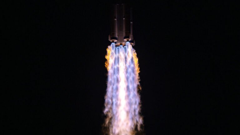 Rocket Report: A dark day for Blue Origin; Pentagon eyes new launch site