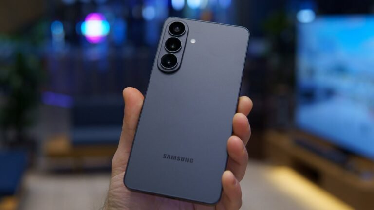 Samsung’s Galaxy phone division revolts as other employees rush to buy supercars