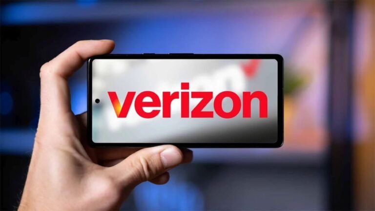 Verizon wants you to watch FIFA, and David Beckham has great news for your wallet