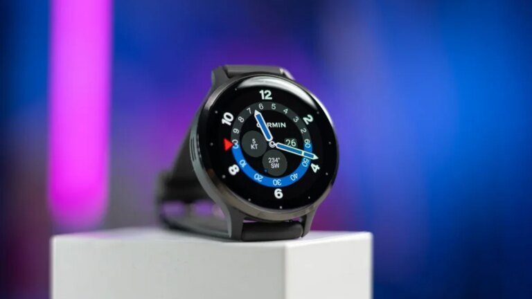 Garmin Venu 3 just got a hefty discount—and it’s classy enough for your next business dinner