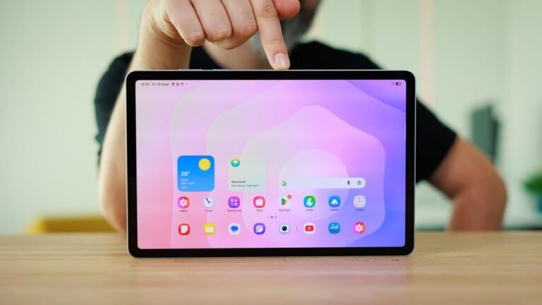 Samsung makes the Galaxy Tab S11 a sizzling hot summer bargain with new $200 discount